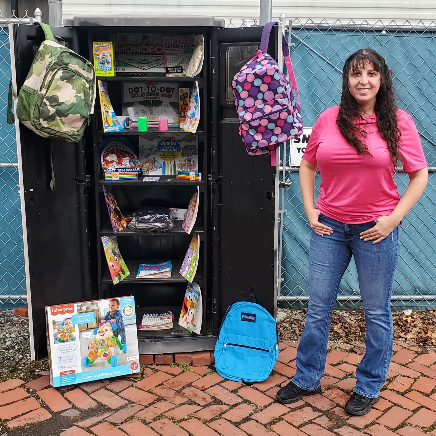 This is a nonprofit 100% of your donation is tax deductible. The EIN number is 99-1609014 Email us and we will send you a receipt. ToyBoxPantry@gmail.com Thank you for making the world a better place.
Currently we have dispersed 1,791 items into the community. The shelves are almost bare please help us fill them.