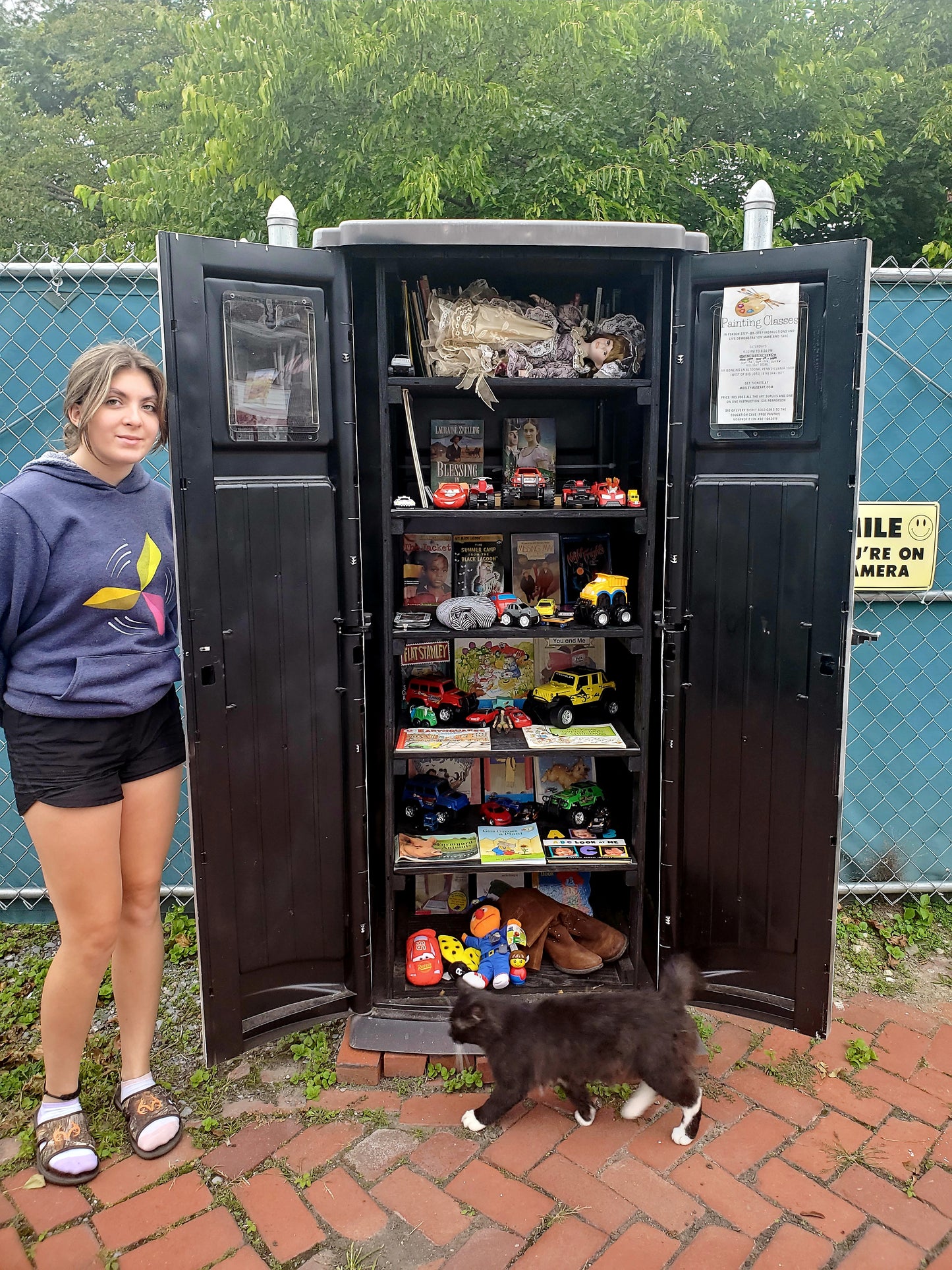 Everything in this toy box is free. All the items inside are education related with new items being added regularly. Take what you need, give what you can.