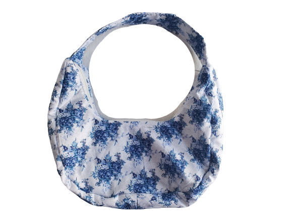 Print or Project for Precision

 

Craft your own elegant shoulder purse with my versatile sewing pattern, designed for both print and projector use. This adaptable pattern allows you to choose your preferred method of transferring the design to fabric, ensuring a seamless and enjoyable crafting experience.